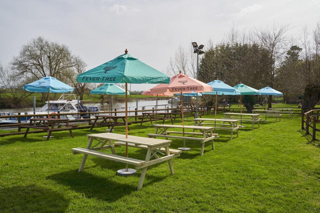 The Fleet Inn Tewkesbury Exterior foto